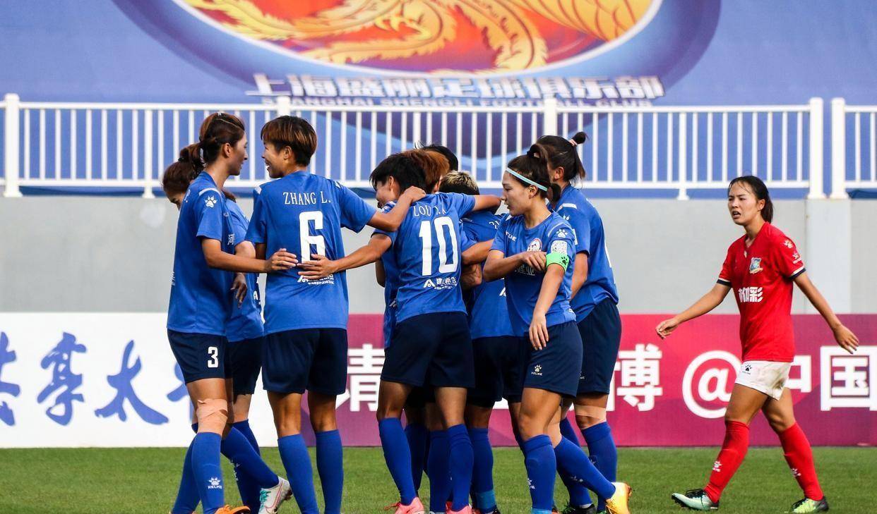 九游游戏中心-哥伦比亚女足对加拿大女足